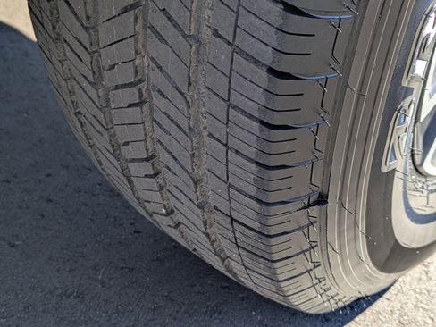 New 2026 Jeep Gladiator Sport image 12