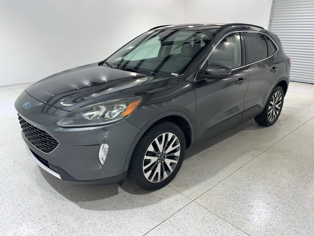 Used 2020 Ford Escape Titanium AWD/4WD image 1