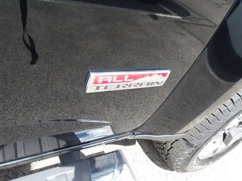 Used 2020 GMC Canyon All Terrain w/ Trailering Package image 9