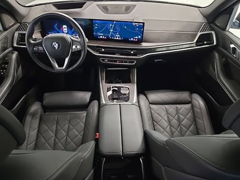 Used 2025 BMW X5 xDrive40i image 18