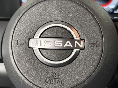 Used 2025 Nissan Pathfinder Platinum w/ Cargo Package image 25