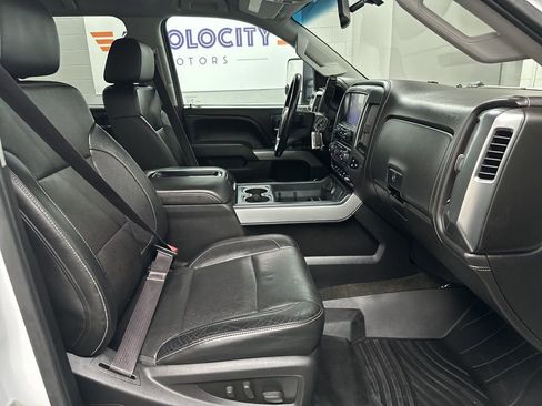 Used 2015 Chevrolet Silverado 2500 LTZ image 22