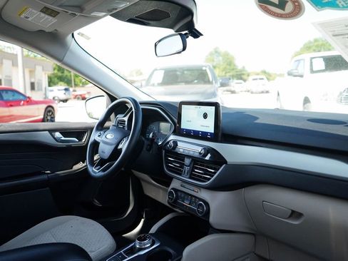 Used 2021 Ford Escape SE w/ Convenience Package FWD image 13
