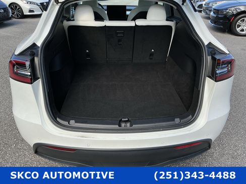 Used 2022 Tesla Model Y Performance AWD/4WD image 21