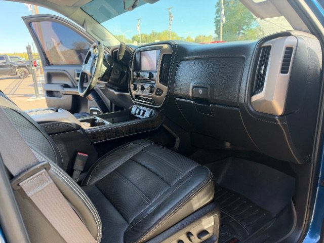 Used 2015 GMC Sierra 3500 Denali w/ Duramax Plus Package AWD/4WD image 24