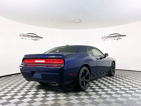Used 2013 Dodge Challenger R/T image 8