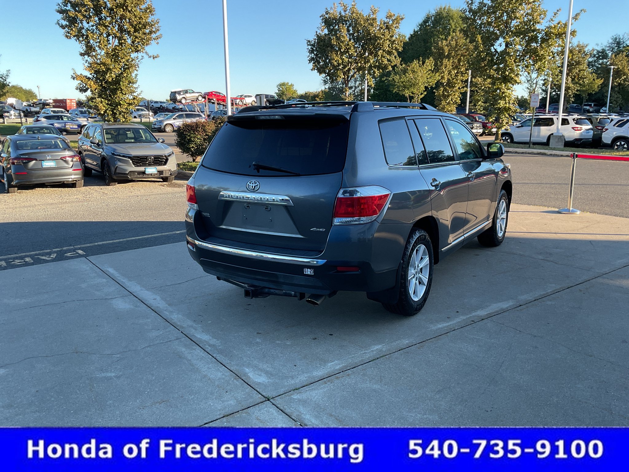 Used 2011 Toyota Highlander SE w/ Convenience Pkg AWD/4WD image 6