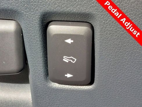 Used 2021 Ford F150 Lariat w/ Equipment Group 502A High image 28