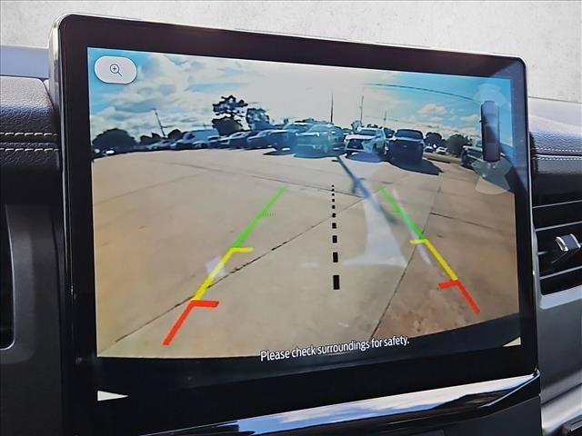 Used 2024 Ford Expedition XLT RWD image 14