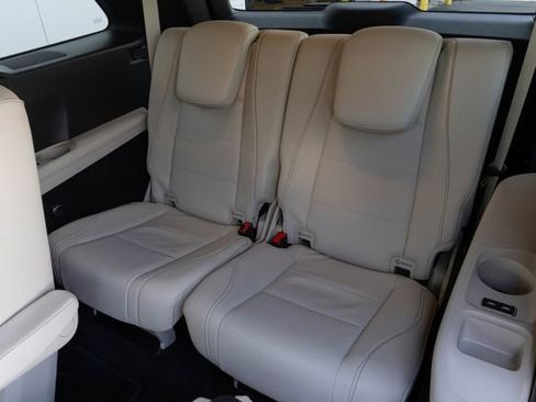 Certified 2025 Mercedes-Benz GLS 450 4MATIC image 16