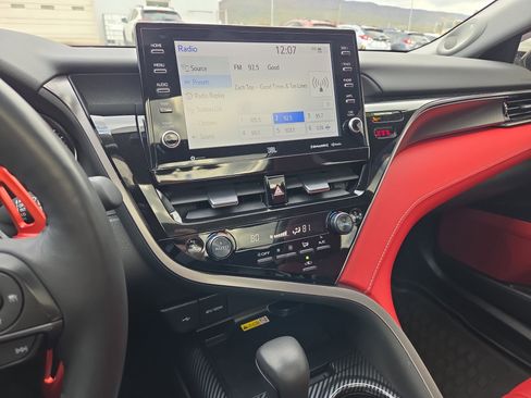 Used 2024 Toyota Camry XSE image 22