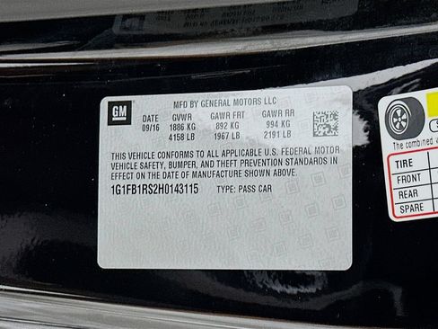 Used 2017 Chevrolet Camaro LT RWD image 26