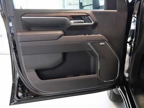 New 2025 GMC Sierra 2500 SLT w/ SLT Convenience Package image 12