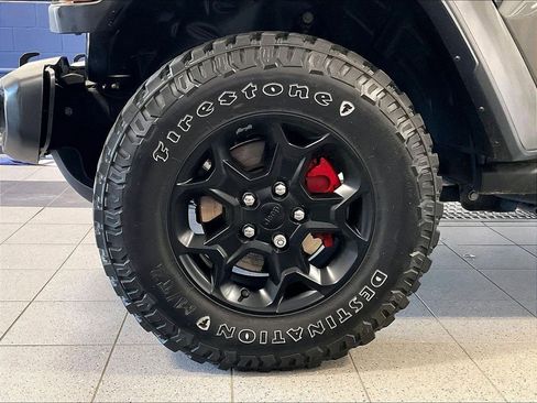 Used 2023 Jeep Wrangler Unlimited w/ Cold Weather Group AWD/4WD image 7