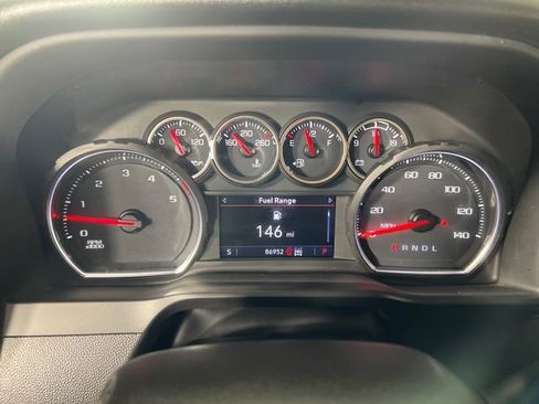 Used 2021 Chevrolet Silverado 2500 LT w/ Convenience Package AWD/4WD image 15