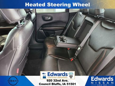 Used 2018 Jeep Compass Trailhawk w/ Leather Interior Group AWD/4WD image 18