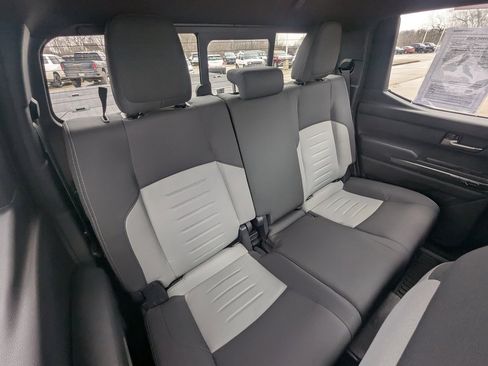 Used 2024 Toyota Tacoma TRD Sport w/ TRD Sport Upgrade Package image 23