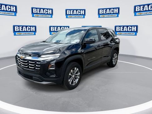 Used 2026 Chevrolet Equinox LT FWD image 4