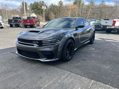 Used 2021 Dodge Charger SRT Hellcat w/ Harman/Kardon Audio Group RWD image 3