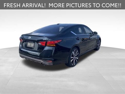Used 2021 Nissan Altima 2.5 SR w/ SR Premium Package FWD image 5