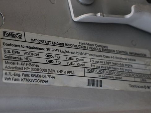 Used 2019 Ford F550 4x4 Crew Cab Super Duty image 13