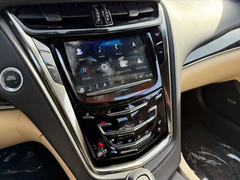 Used 2018 Cadillac CTS Luxury image 16