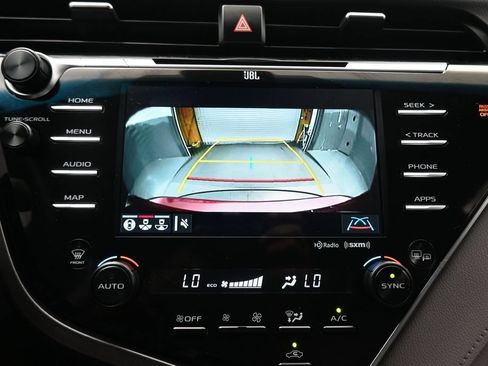 Used 2018 Toyota Camry XSE w/ Driver Assist Package FWD image 20
