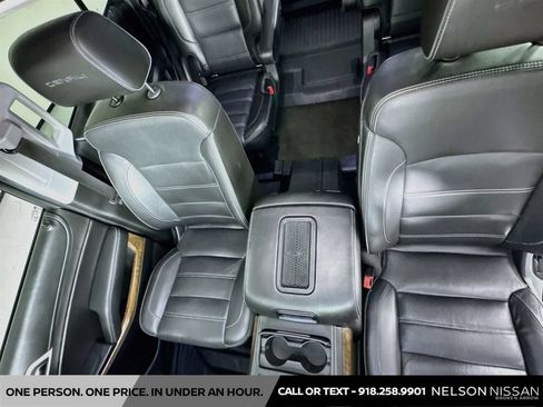 Used 2018 GMC Yukon Denali w/ Denali Ultimate Package AWD/4WD image 23