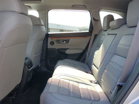 Used 2020 Honda CR-V Touring image 11