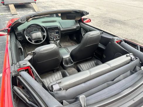 Used 2002 Chevrolet Camaro Z28 RWD image 8