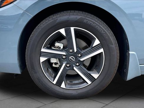 Used 2025 Nissan Sentra SV FWD image 10