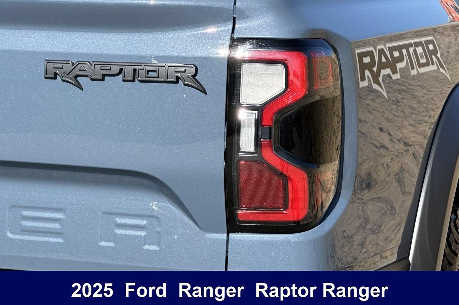 Used 2025 Ford Ranger Raptor AWD/4WD image 38