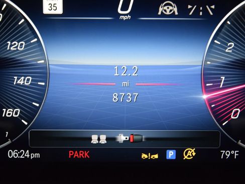 Used 2026 Mercedes-Benz Maybach GLS 600 4MATIC image 26
