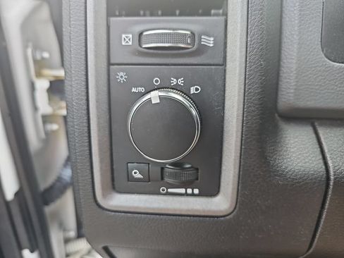 Used 2019 RAM 1500 Tradesman w/ Popular Equipment Group RWD image 22
