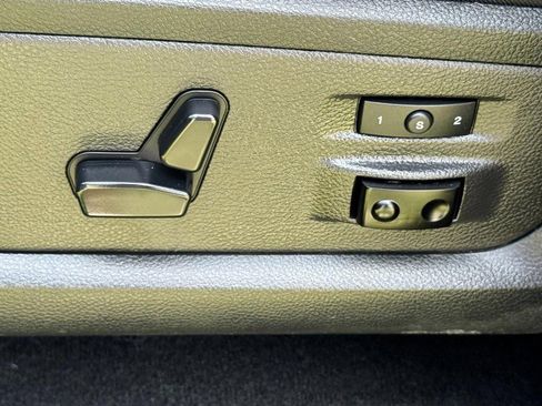 Used 2018 RAM 2500 Laramie w/ Sport Appearance Group AWD/4WD image 24