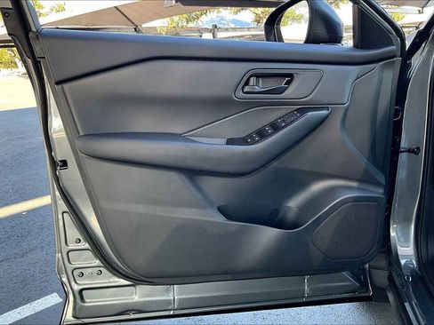 New 2026 Nissan Rogue S image 10