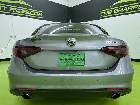 Used 2019 Alfa Romeo Giulia image 8