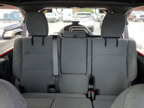 Used 2025 Jeep Wrangler Sahara w/ Safety Group image 13