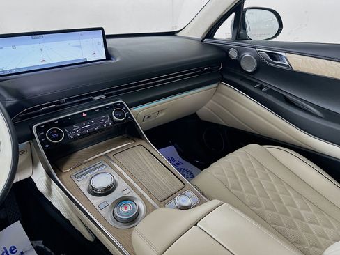 Used 2024 Genesis GV80 3.5T w/ Prestige Package image 24