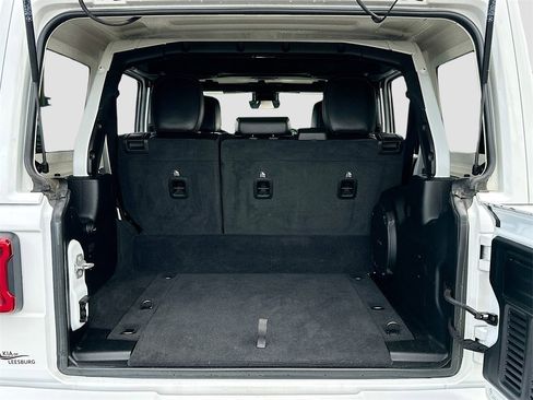 Used 2021 Jeep Wrangler Unlimited Sahara image 26