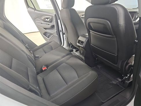 Used 2022 GMC Terrain SLE w/ Driver Convenience Package image 14