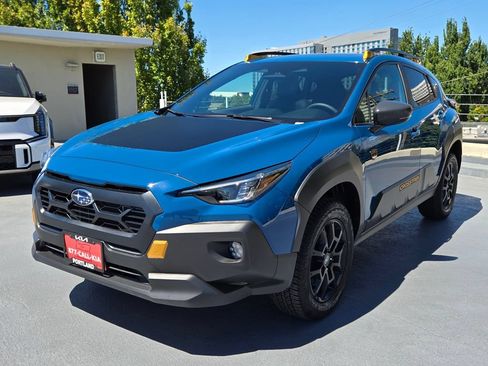 Used 2026 Subaru Crosstrek 2.5i Wilderness w/ Crosstrek Mirror Package AWD/4WD image 7