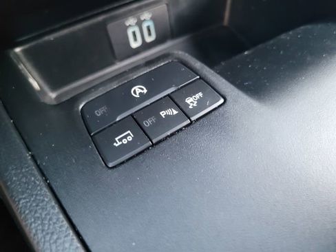 Certified 2019 Ford Ranger XLT w/ Equipment Group 302A Luxury image 25