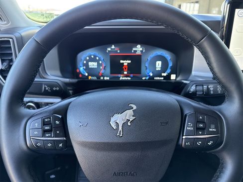 Used 2025 Ford Bronco Sport Outer Banks w/ Outer Banks Tech Package+ image 23