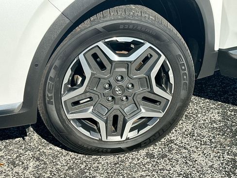 Used 2023 Hyundai Santa Fe Limited image 33