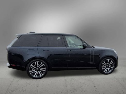 Used 2023 Land Rover Range Rover SE image 7