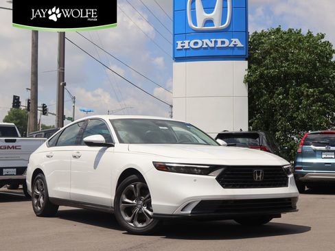 New 2026 Honda Accord EX-L image 1