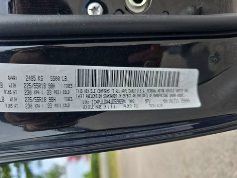 Used 2018 Jeep Cherokee Limited w/ High Altitude Package FWD image 36