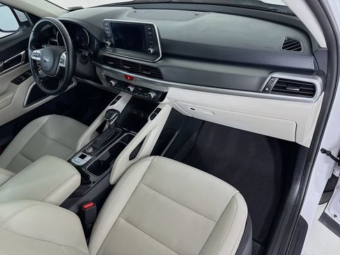 Used 2021 Kia Telluride S FWD image 17