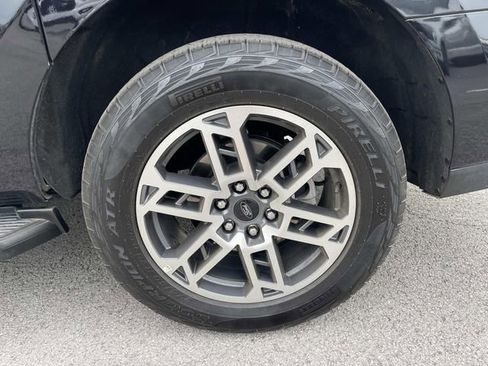 Used 2025 Ford Expedition Max Active image 11